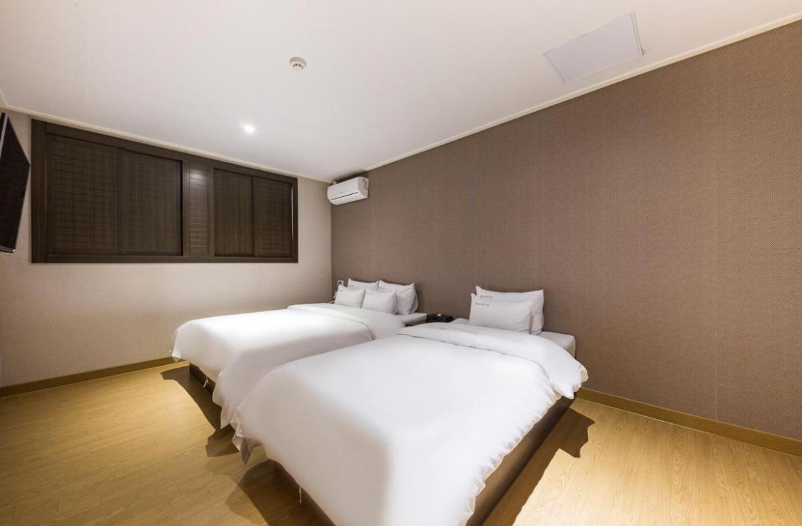 Daesan Hotel Seosan Buitenkant foto